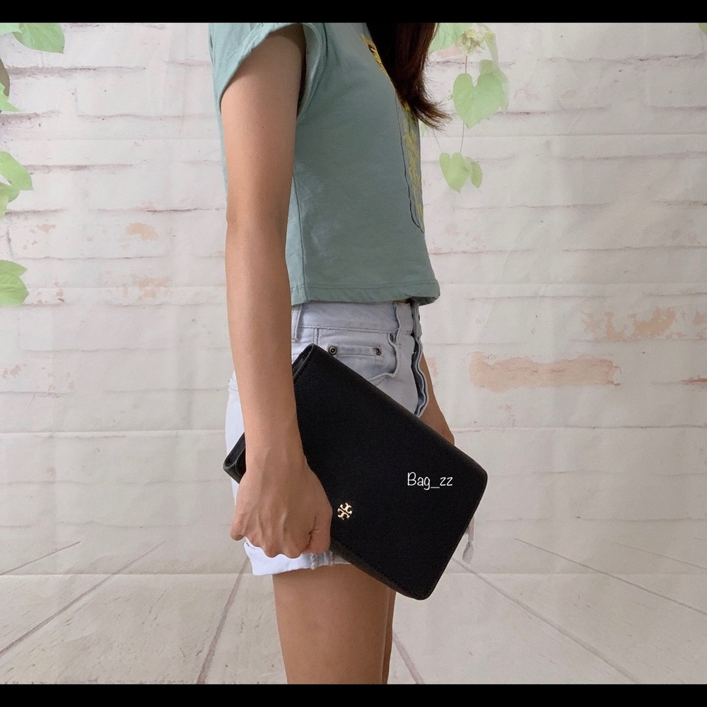 Tory Burch Emerson Combo Crossbody - Picture 8 of 9